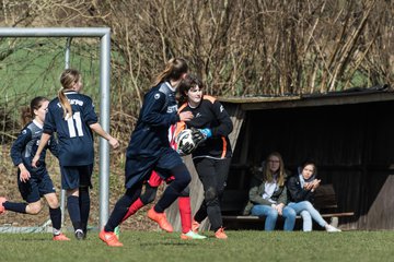 Bild 19 - C-Juniorinnen TSV Zarpen - TuS Tensfeld : Ergebnis: 2:1